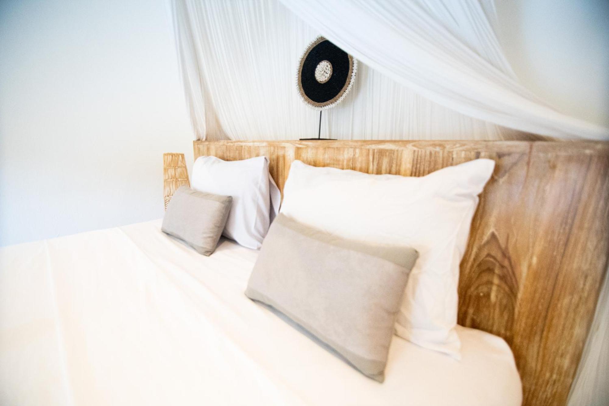 Rumah Singa - Holistic Healing Retreat Νησιά Γκίλι Εξωτερικό φωτογραφία