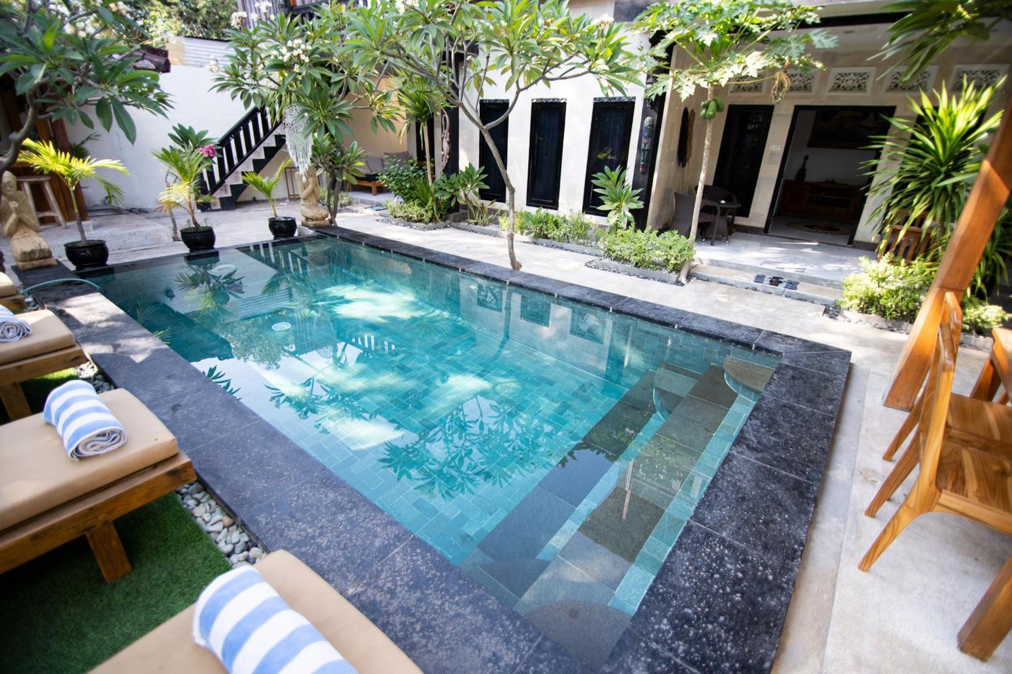 Rumah Singa - Holistic Healing Retreat Νησιά Γκίλι Εξωτερικό φωτογραφία